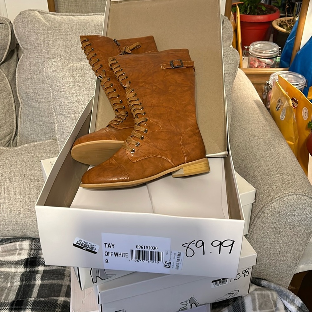 Womens Lace Up Boots